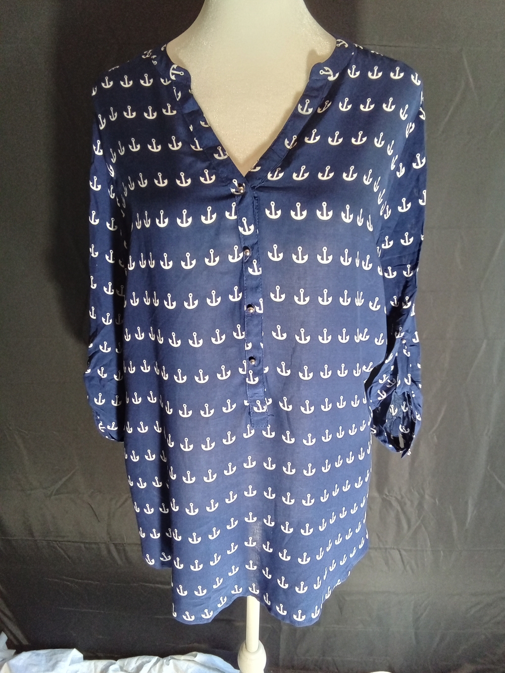 Grand & Greene Navy and White Anchor Print Top